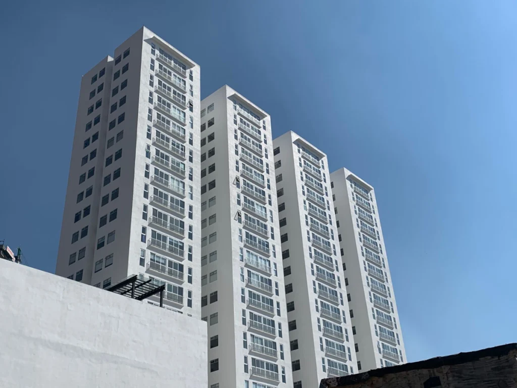 Torres de Conjunto Albar en Residencial Lago Esmeralda, Atizapán